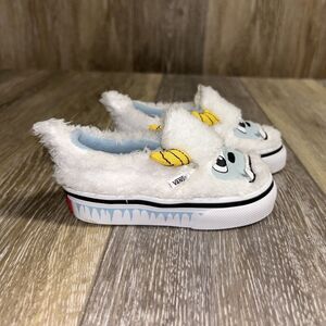 Vans Toddler Youth US Size 4.5 Slip On V Yeti White Blue Fuzzy Sneaker Shoes